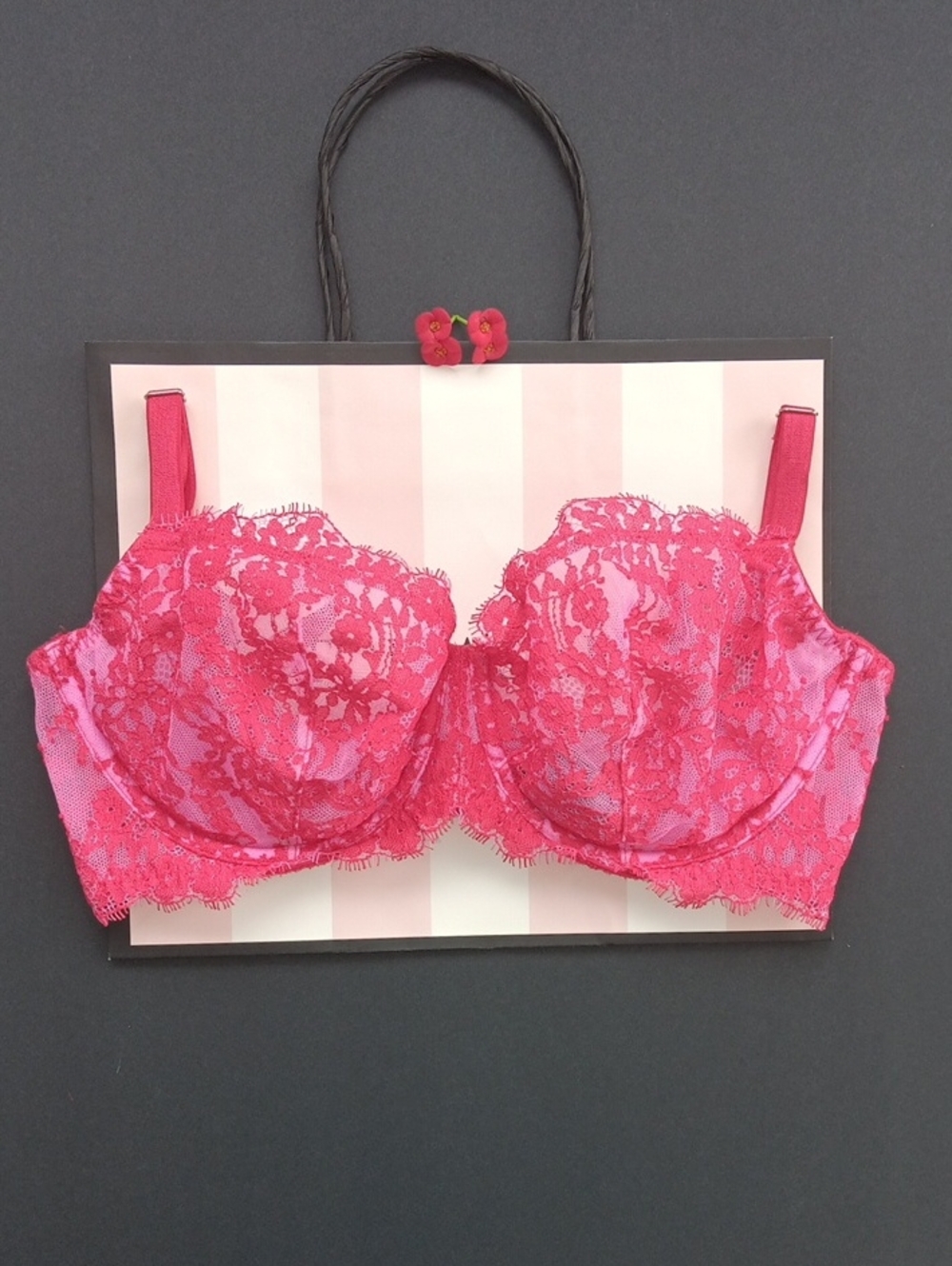 Victoria's Secret Hot Pink Very Sexy Unlined Demi/demi Buste Non Double 32DD